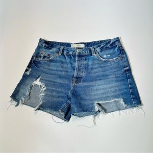 Topshop jean shorts Ashley High rise jean shorts distressed women size 12